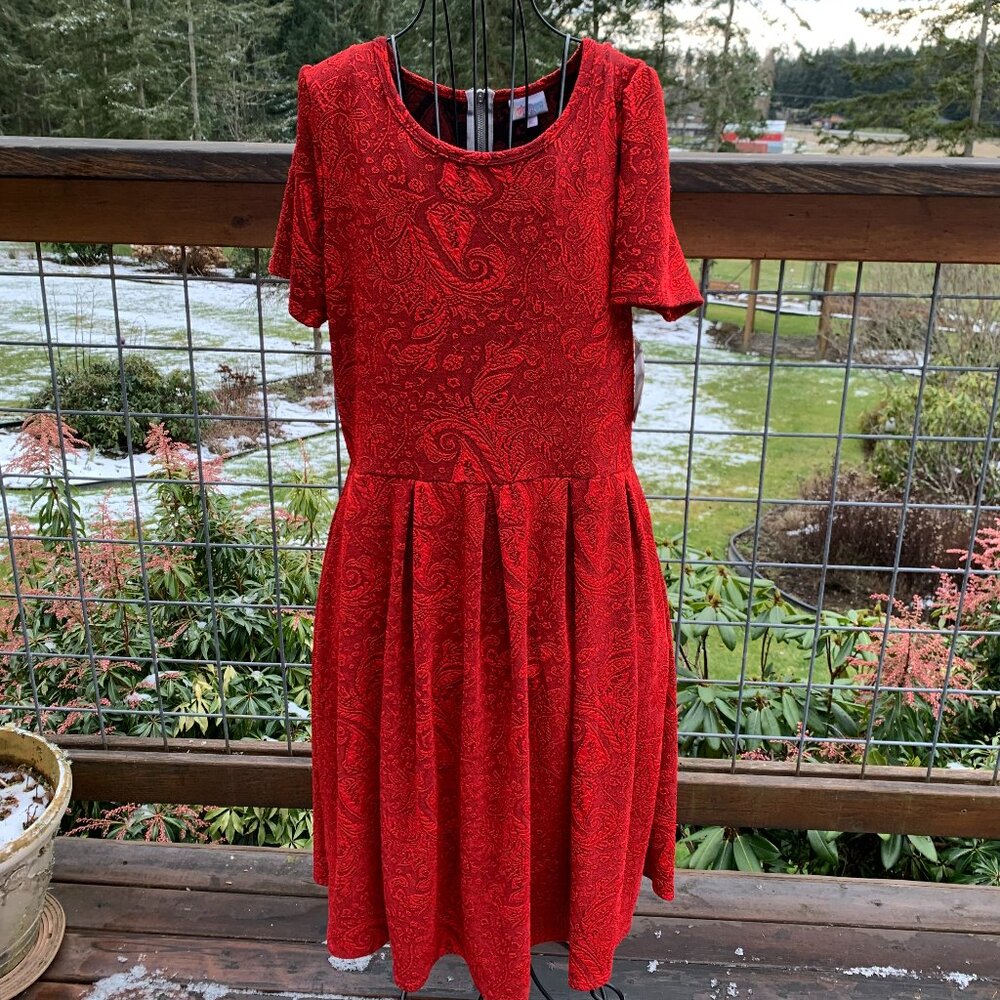 NEW LulaRoe XL "Amelia" Red and Black Short Sleeve Dress Knee Length